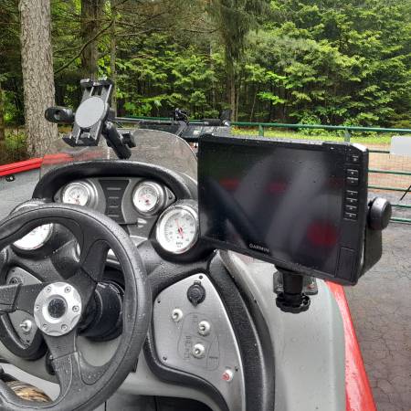 Tracker, dovoz USA — foto 3 z 8