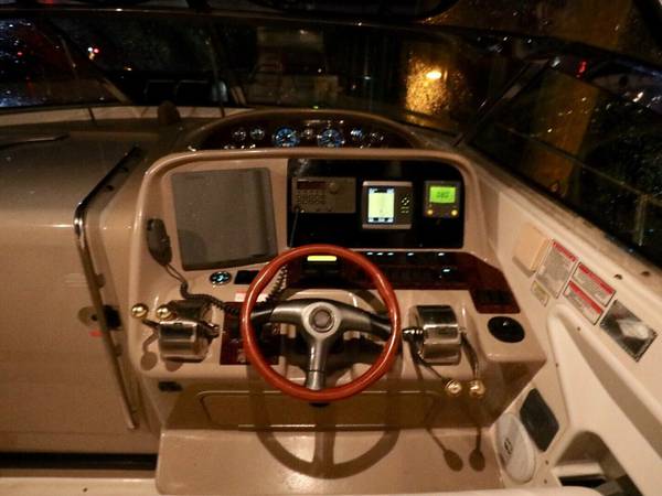 Sea Ray, dovoz USA — foto 5 z 5
