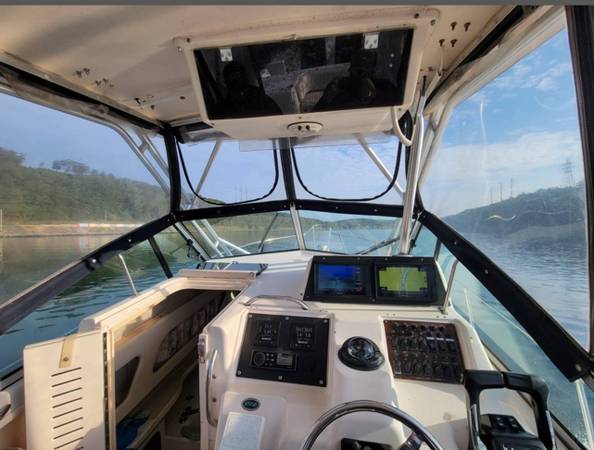 2000 Grady-White, bílá, dovoz USA — foto 4 z 12