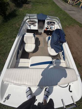 2001 Chaparral, dovoz USA — foto 2 z 6