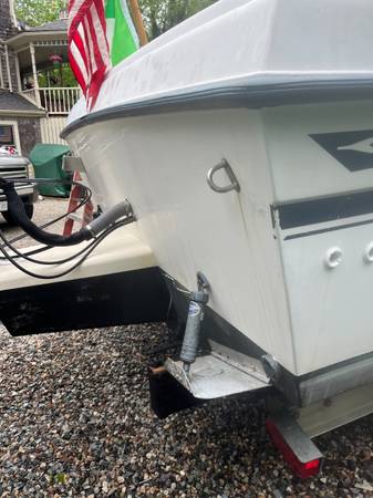 Grady-White, bílá, dovoz USA — foto 10 z 10