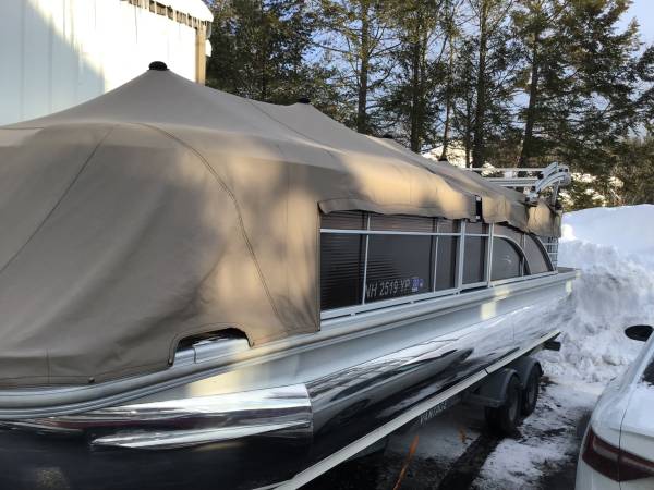 2017 Bennington, dovoz USA — foto 1