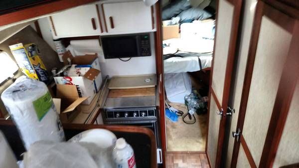 32ft Carver, dovoz USA — foto 5 z 7