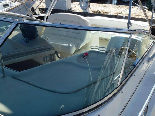 2002 Sea Ray, dovoz USA — foto 5 z 9