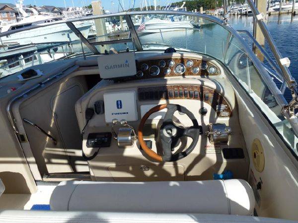2002 Sea Ray, dovoz USA — foto 8 z 9