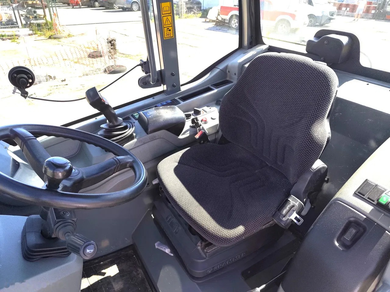 2018 Kramer 5075, 1 900 mth, dovoz Skladem v EU — foto 11 z 16
