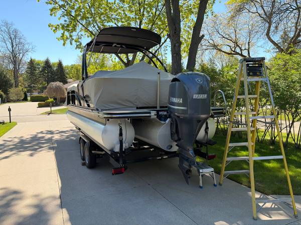 2014 Bennington, dovoz USA — foto 5 z 11