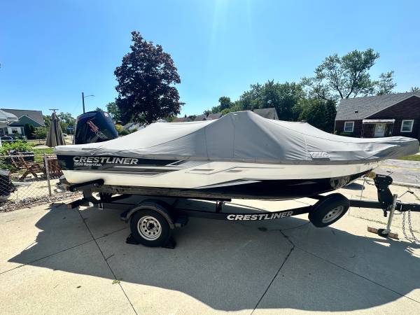 Crestliner, dovoz USA — foto 1