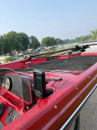 Bayliner, dovoz USA — foto 2 z 11