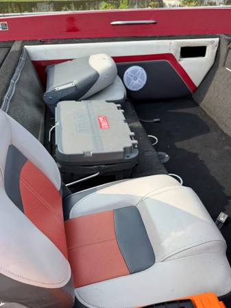 Bayliner, dovoz USA — foto 3 z 11