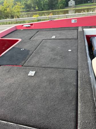 Bayliner, dovoz USA — foto 4 z 11