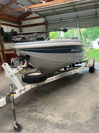 1993 Crestliner, dovoz USA — foto 4 z 6