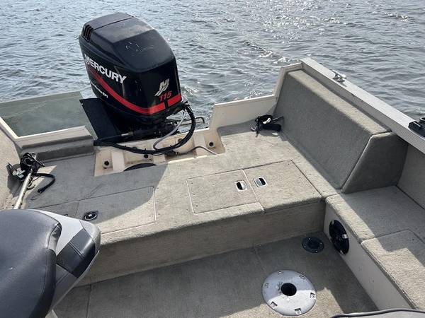 2002 Crestliner, dovoz USA — foto 4 z 12