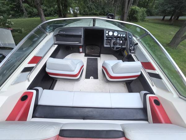 1987 Formula, dovoz USA — foto 3 z 7