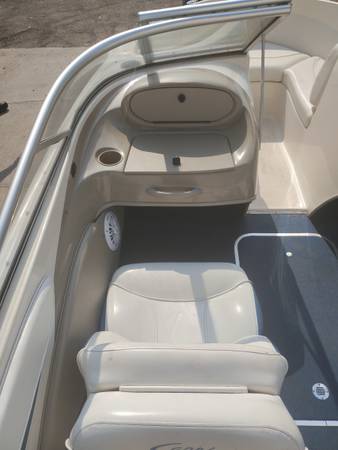 2001 Bayliner, dovoz USA — foto 6 z 12