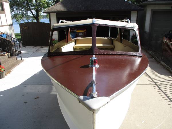 Crestliner, dovoz USA — foto 6 z 12