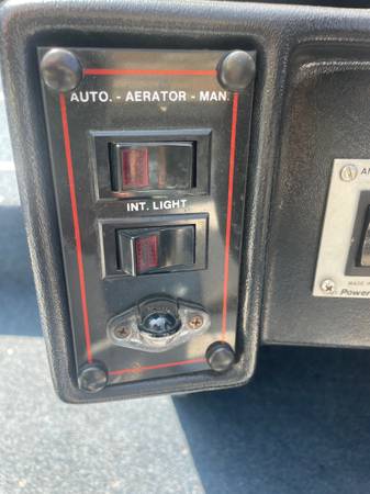 Lowe, dovoz USA — foto 11 z 12