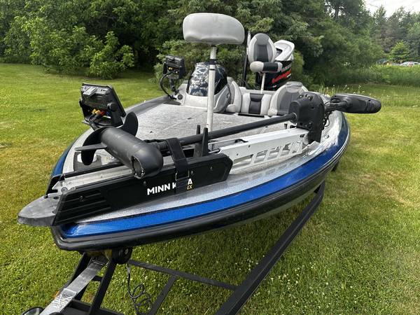 2012 Skeeter, dovoz USA — foto 10 z 12