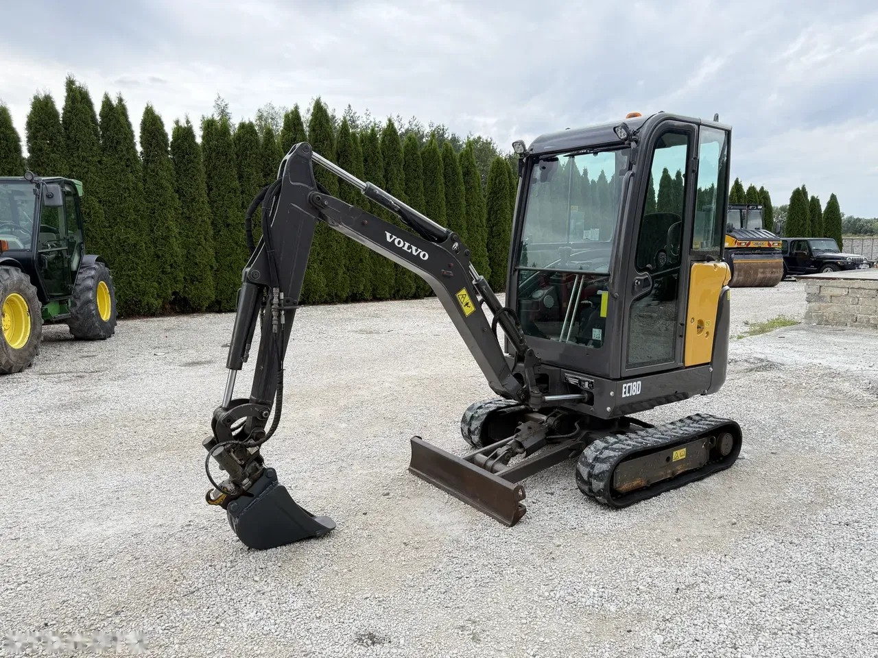 2017 Volvo EC18D, 4 323 mth, dovoz Skladem v EU — foto 5 z 24