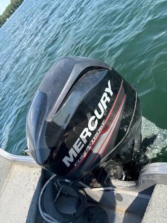 2016 Crestliner, dovoz USA — foto 3 z 12