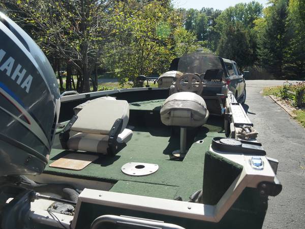 2002 Crestliner, dovoz USA — foto 6 z 12