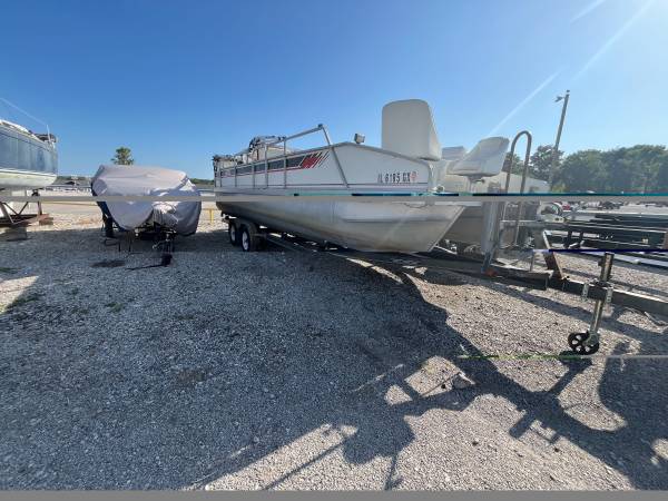 1988 Lowe, dovoz USA — foto 1