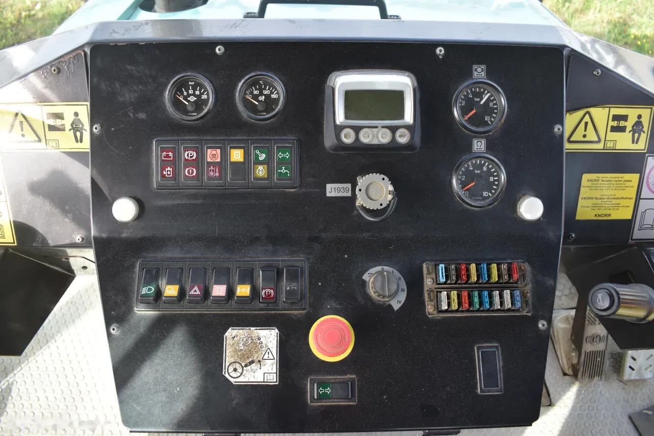 2012 Ammann AP 240, 7 573 mth, dovoz Skladem v EU — foto 11 z 14