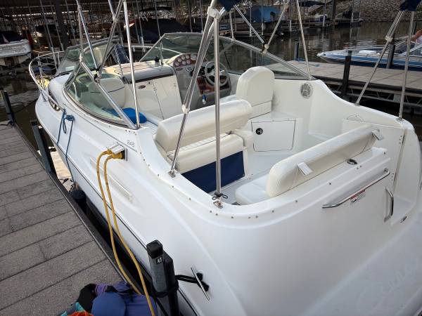 Bayliner, dovoz USA — foto 5 z 12