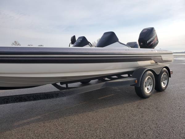 2014 Skeeter, dovoz USA — foto 8 z 10