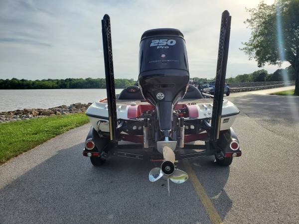 2010 Ranger, dovoz USA — foto 4 z 8