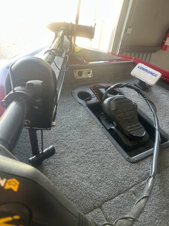 2022 Tracker, dovoz USA — foto 4 z 7