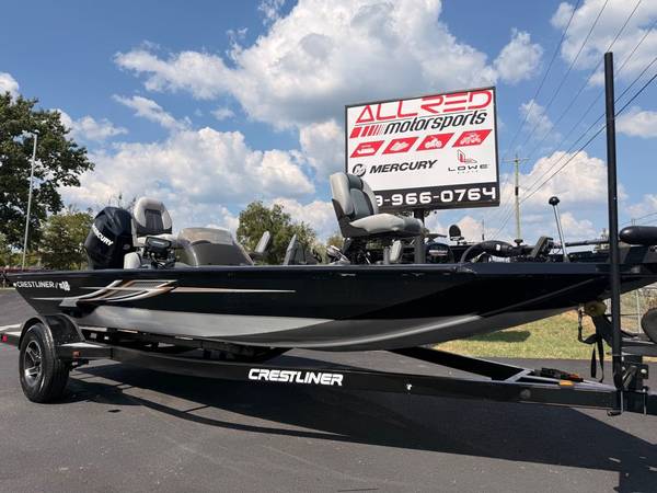 2011 Crestliner, dovoz USA — foto 2 z 12