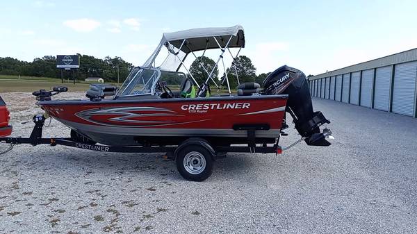 2015 Crestliner, dovoz USA — foto 6 z 9