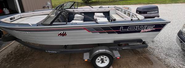 1990 Lowe, dovoz USA — foto 9 z 9