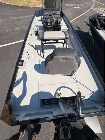 2026 Lowe, dovoz USA — foto 11 z 12