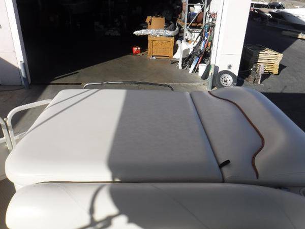 2006 Crestliner, dovoz USA — foto 5 z 6