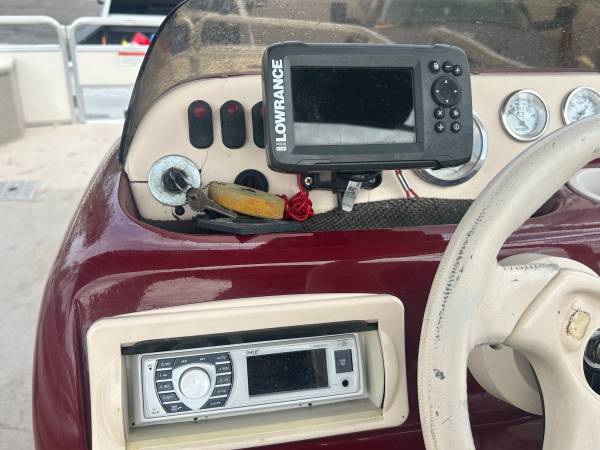 2004 Tracker, dovoz USA — foto 10 z 10