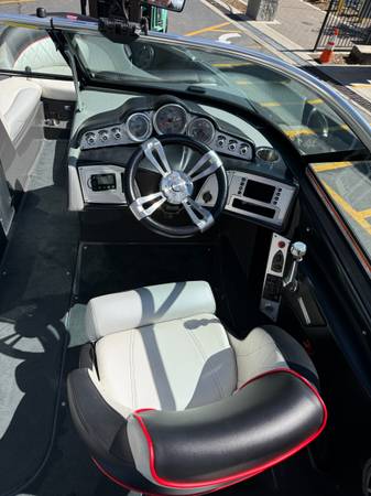 2015 MasterCraft, dovoz USA — foto 4 z 12