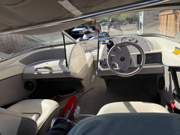 2000 Bayliner, dovoz USA — foto 11 z 11