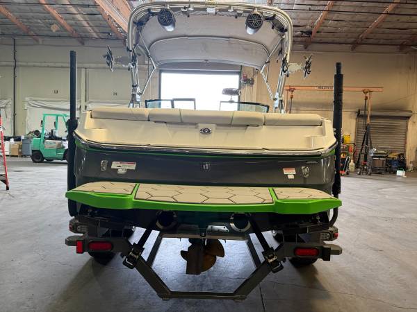 2019 MasterCraft, dovoz USA — foto 5 z 9
