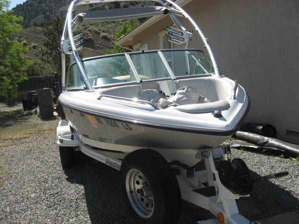 2005 MasterCraft, dovoz USA — foto 1