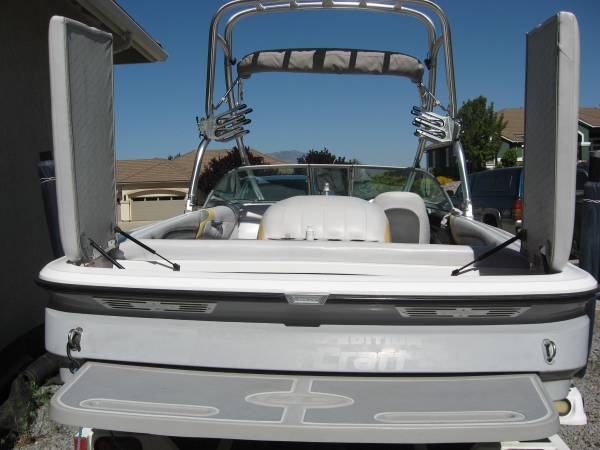 2005 MasterCraft, dovoz USA — foto 2 z 9