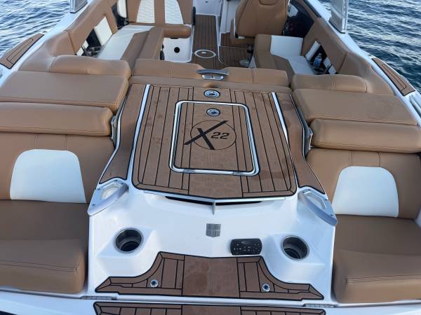 2021 MasterCraft, dovoz USA — foto 5 z 10
