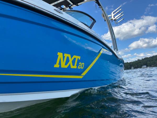 2015 MasterCraft, dovoz USA — foto 1