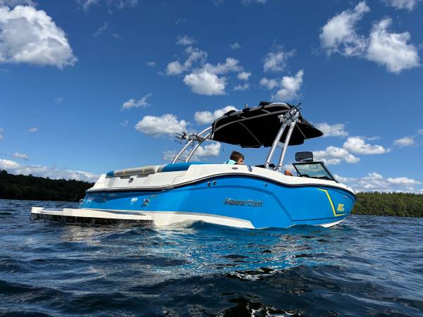 2015 MasterCraft, dovoz USA — foto 4 z 12