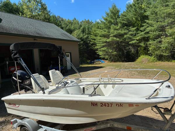 2012 Boston Whaler, dovoz USA — foto 2 z 6