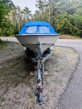 1981 Boston Whaler, dovoz USA — foto 3 z 12