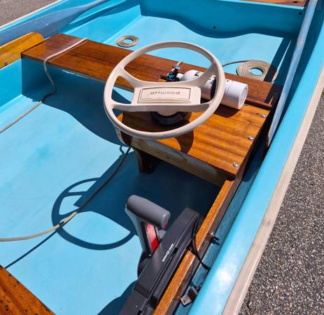 Boston Whaler, dovoz USA — foto 3 z 6