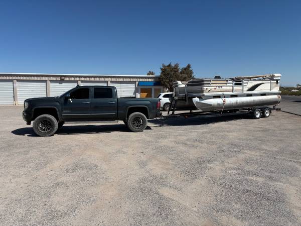 2001 Tracker, dovoz USA — foto 4 z 9