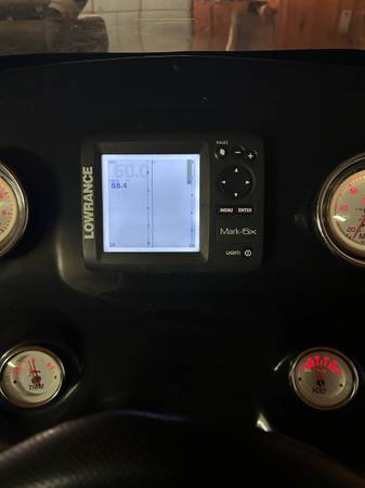 2010 Nitro, dovoz USA — foto 9 z 9